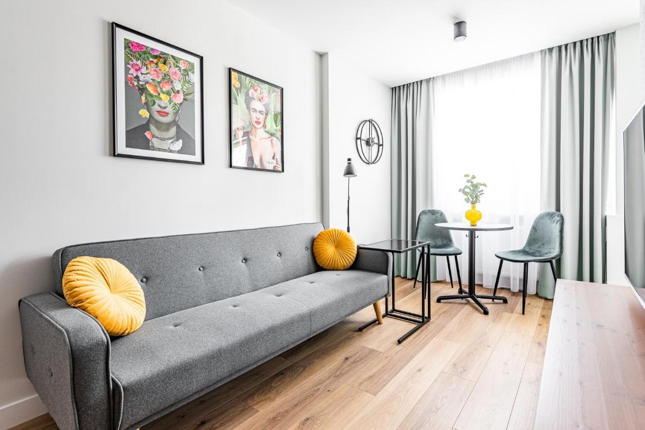 Apartment Frida Katowice Ligota Near Hospitals & Sum Exteriér fotografie